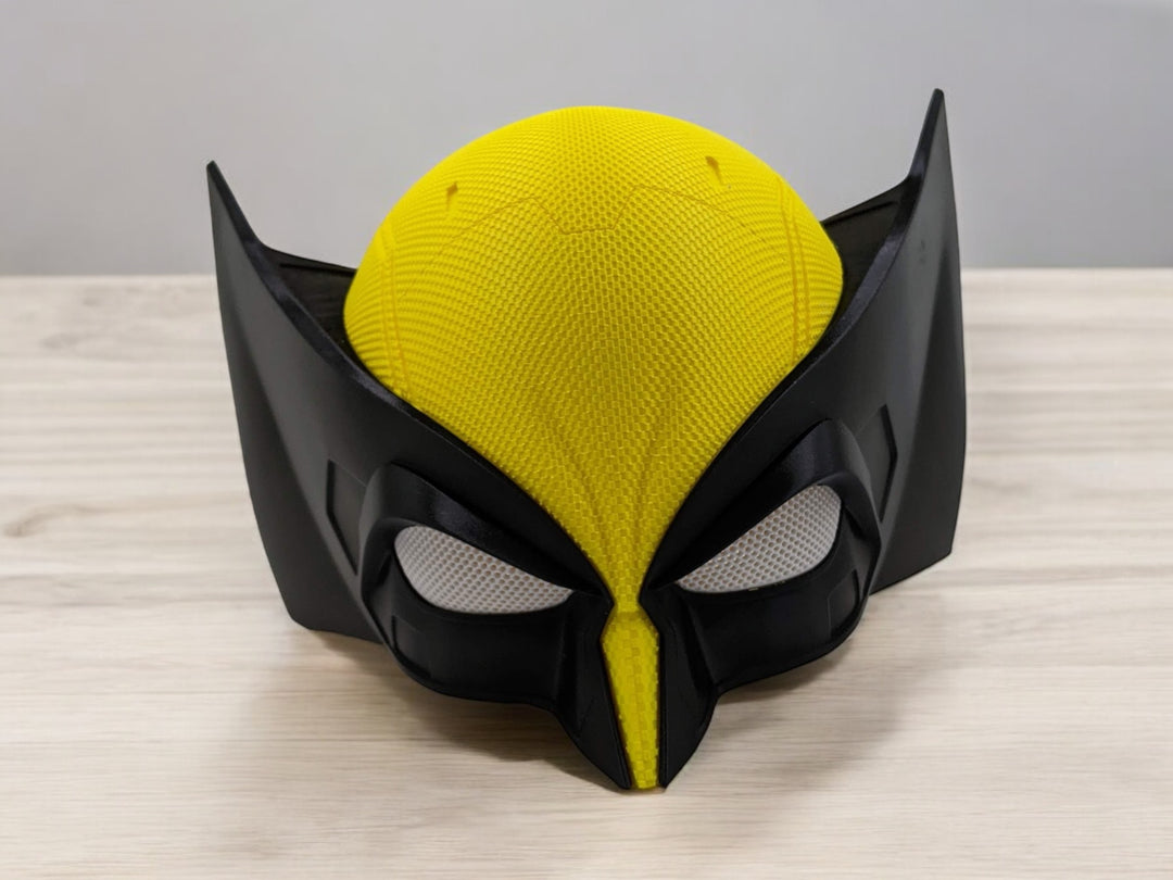 Wolverine Helmet Replica - High-Quality Modular Cosplay Prop