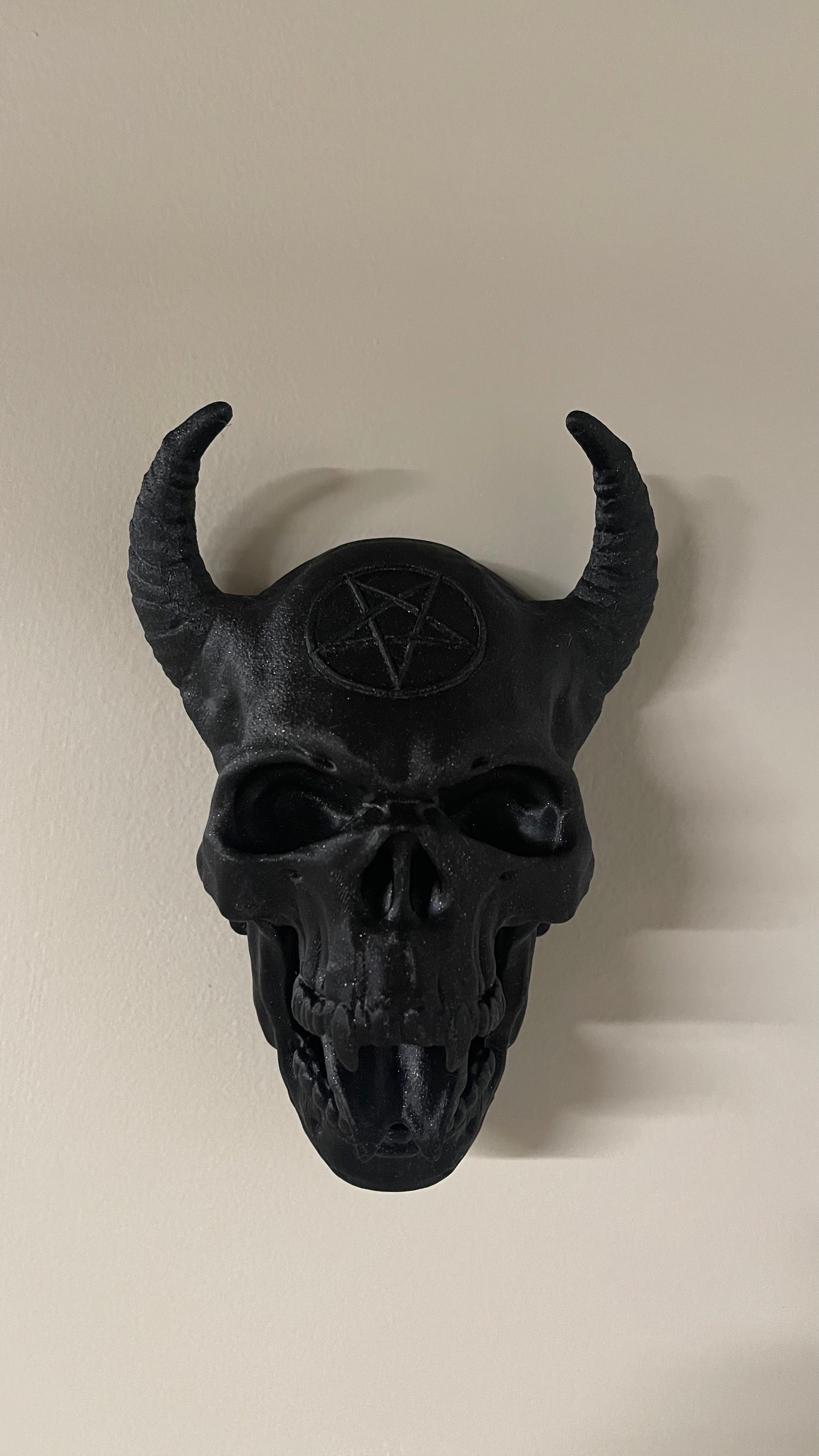 Diablo Demon Skull Wall Hang Prop - Gothic Home Decor Wall Display Piece