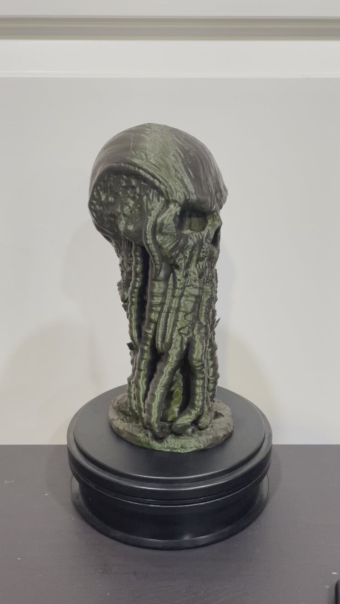 HP Lovecraft Cthulhu Skull