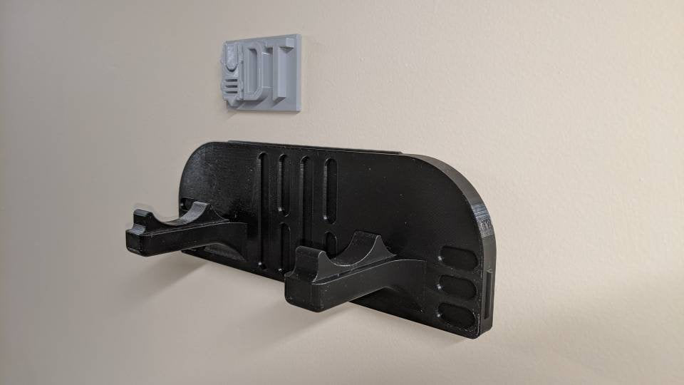 Horizontal Lightsaber Hilt Wall Mount