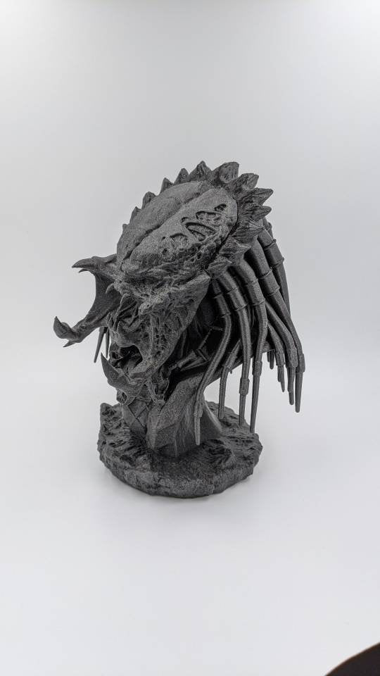 The Predator : Wolf Predator Bust